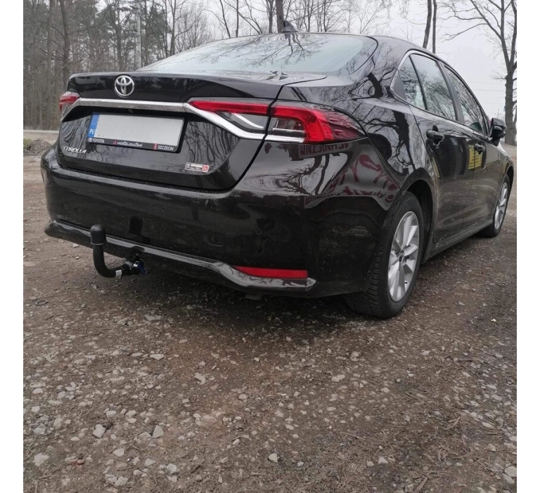 Hak holowniczy TOYOTA COROLLA sedan od 2019
